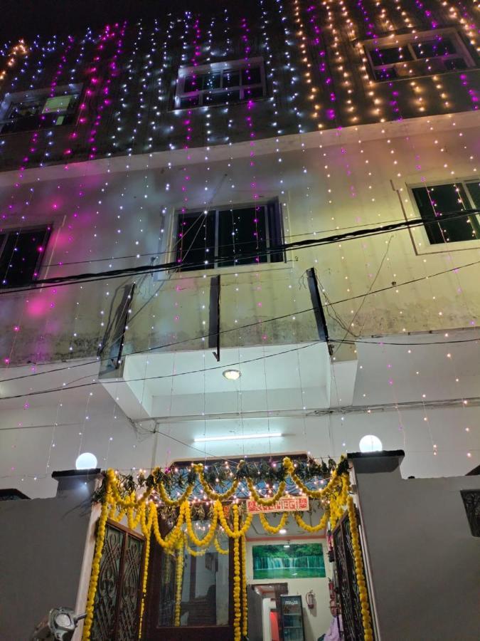 Goroomgo New Ashiyana Palace Varanasi Exterior foto